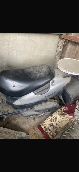 Продам мопед сузуки летс 2 срочно