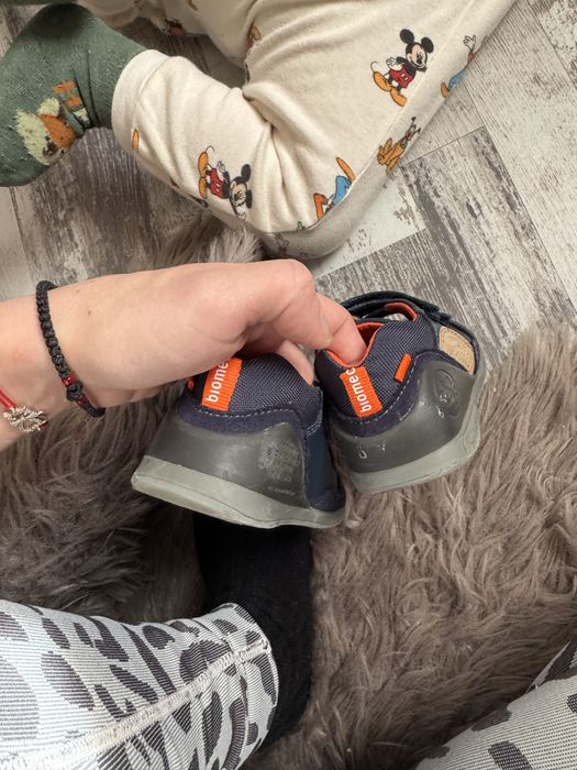 Adidasi Biomecanics 21