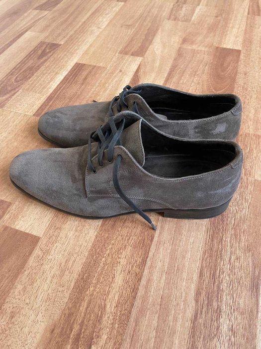 Замшевые туфли от Madzetti.