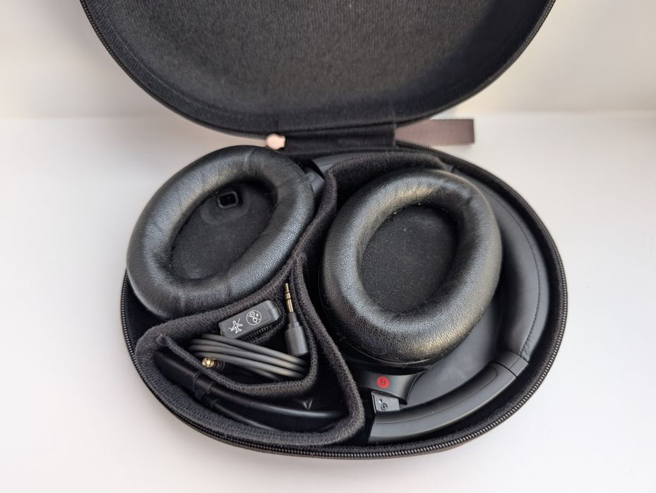 Слушалки Sony WH-1000XM4