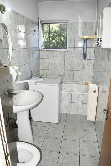 Apartament parter 3 camere decomandat - Traian - str Grigore Procopiu