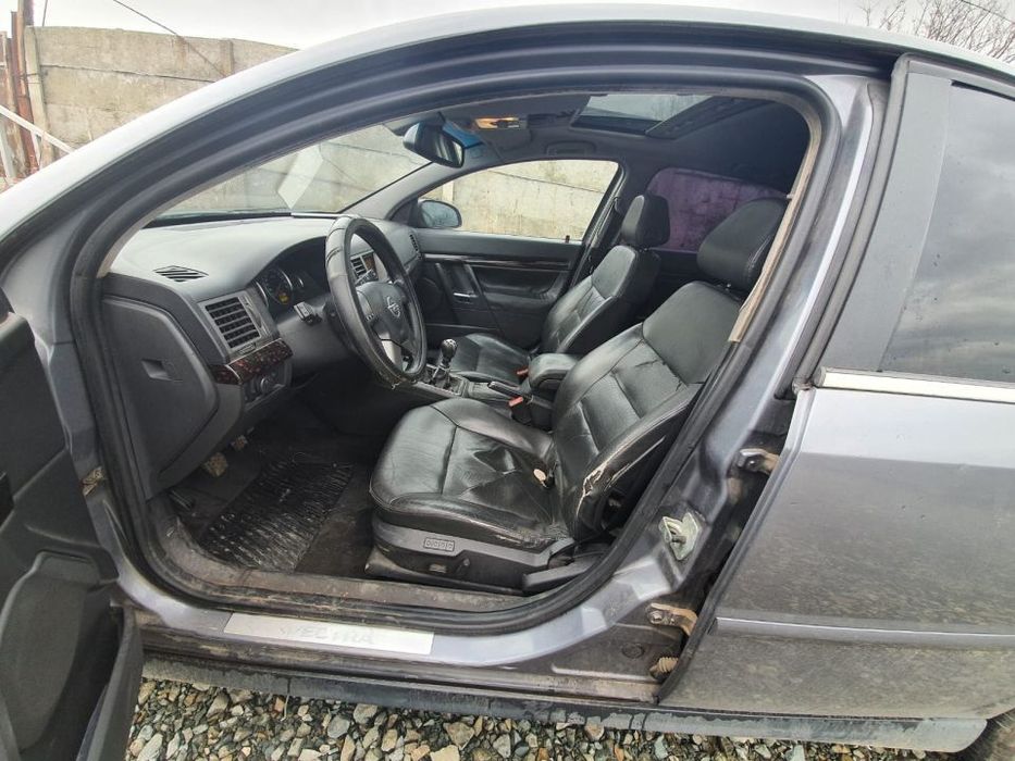 Dezmembrari  Opel VECTRA C  2002  > 2009 2.2 DTI Motorina