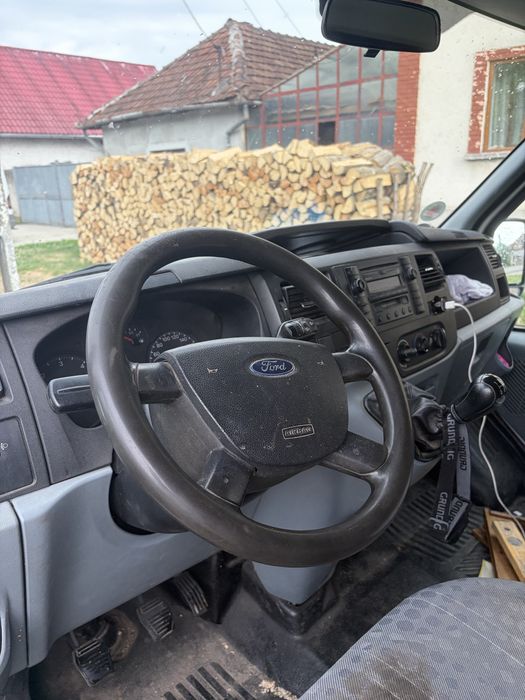 FORD Transit 0 — imagine 5