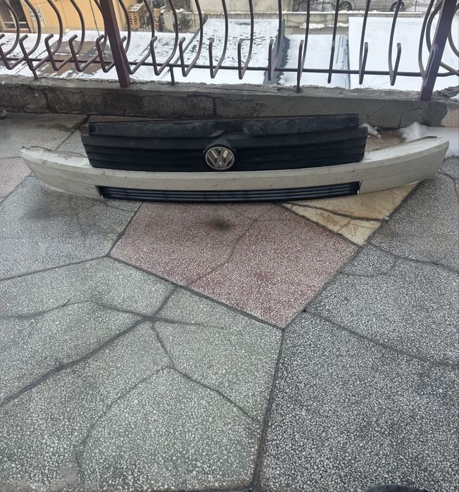 Оригинална решетка маска VW Transporter T4