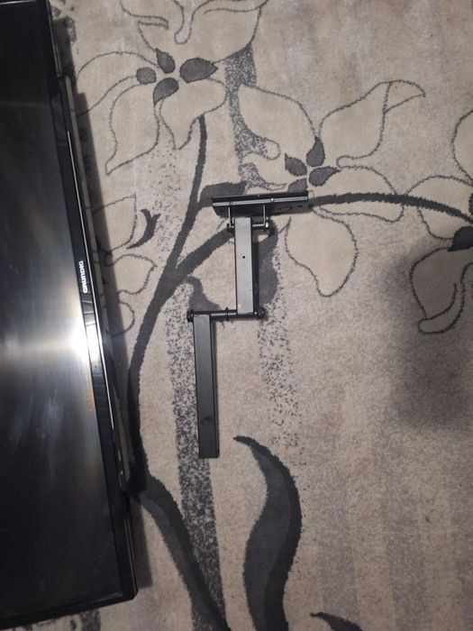 Vând plasmă 109 cm