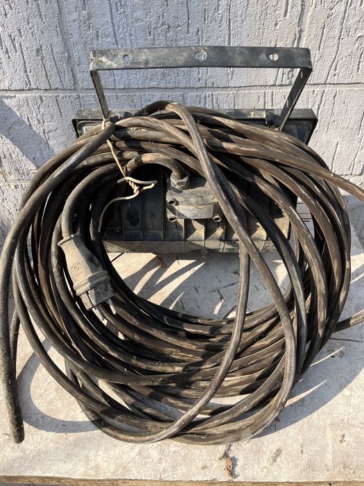 Прожекторы 2 шт.