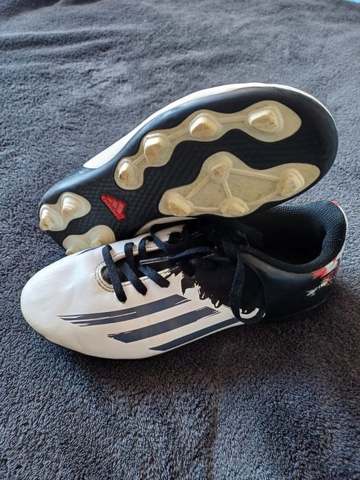 Детски бутонки Adidas