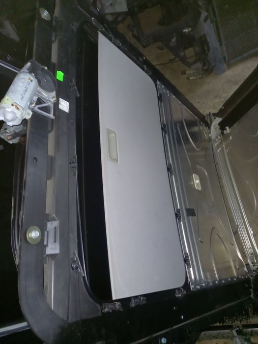 Люк на BMW E60 из Германии