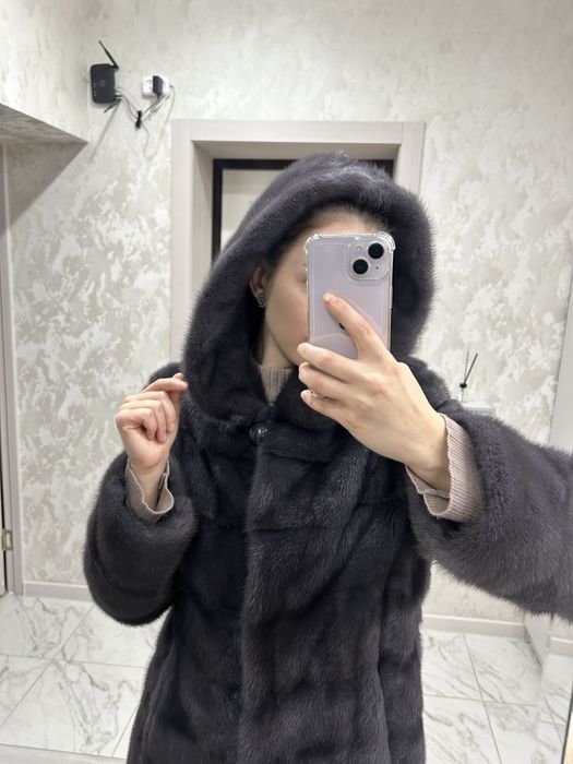 Шубка норковая.