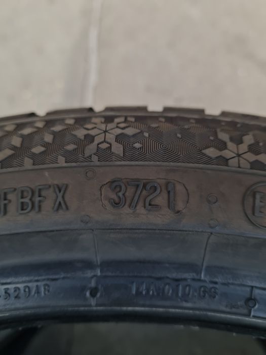 Зимни гуми 2 броя CONTINENTAL WinterContact TS870P 225 40 R18 дот 3721