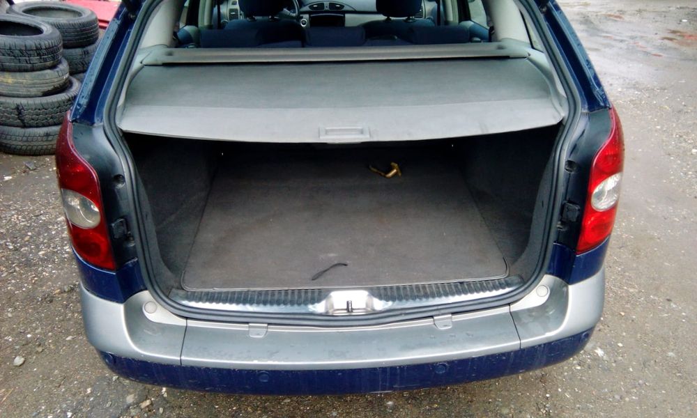 Portiera usa stanga dreapta renault laguna 2 break albastru blue OVD42