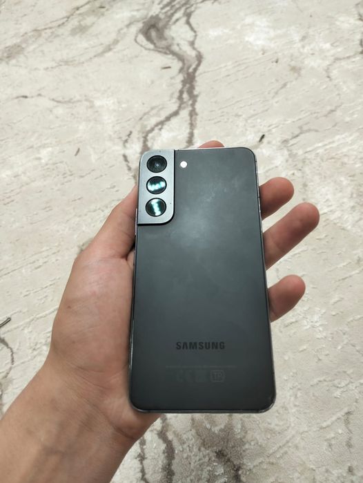 Samsung S22 256гб