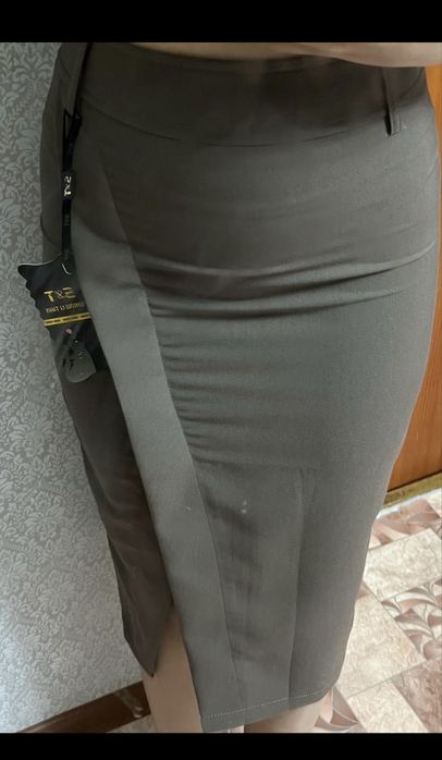 Юбки прямые.