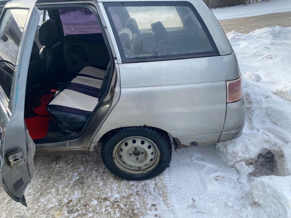 машина Ваз 2111