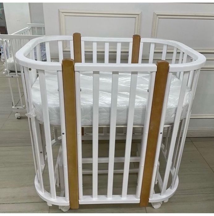 Детская кроватка/манеж