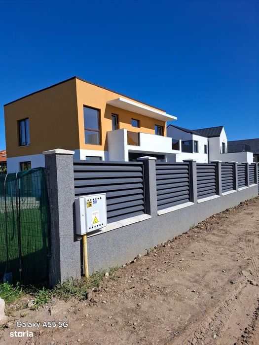 Casa constructie P+E, an 2025, 5 camere, teren 414 mp, Harman.