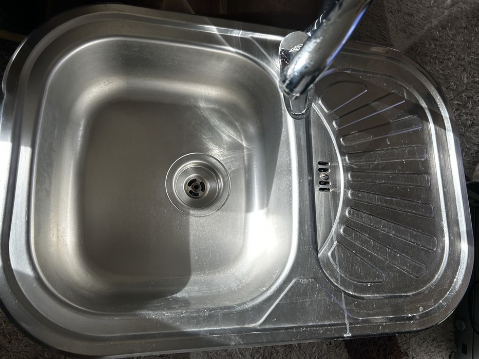 Мивка с батерия сифон и меки връзки