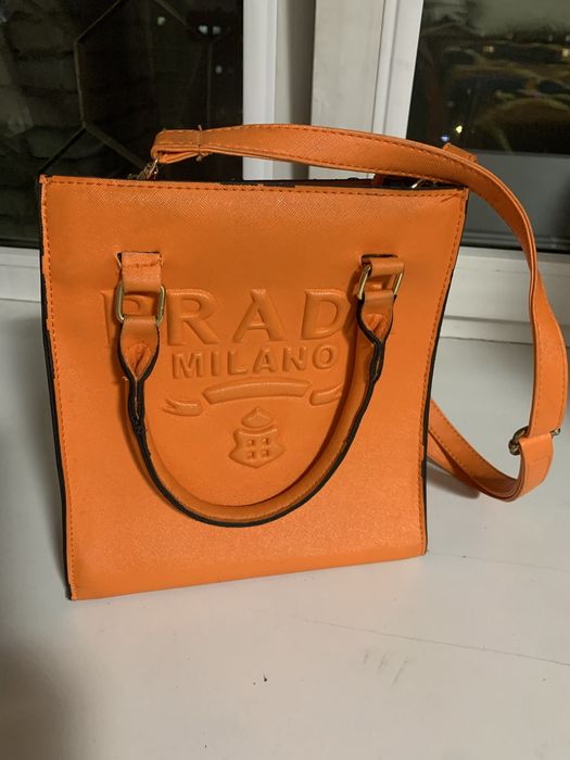 Сумочки новые отдам все за 2000 тг