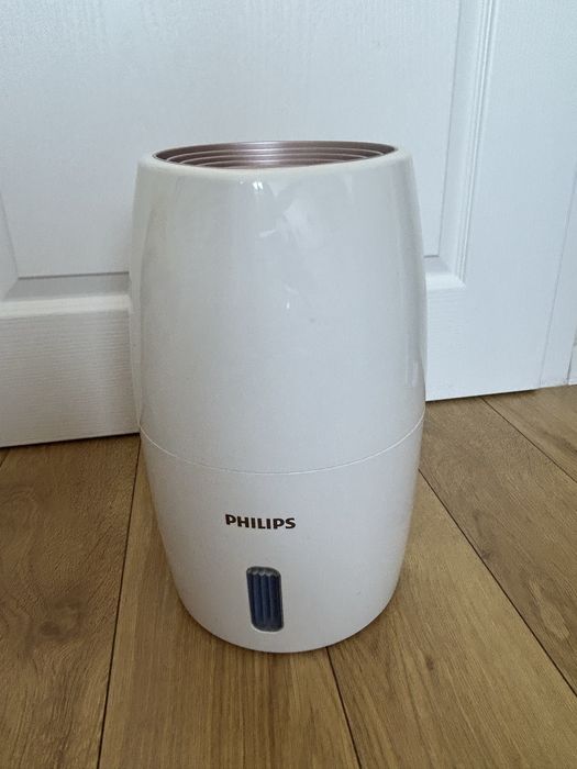 ОВЛАЖНИТЕЛ PHILIPS HU2716/10 2.00 L, режим сън, 26.00 dB(A)