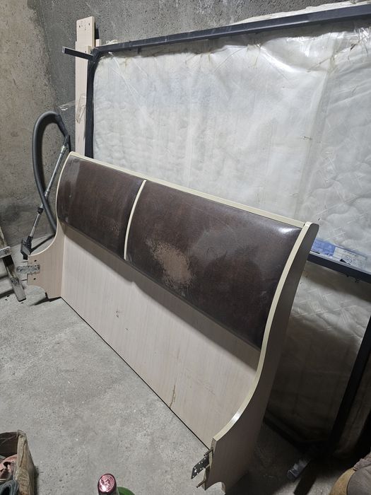 Продам кровать двухспалку