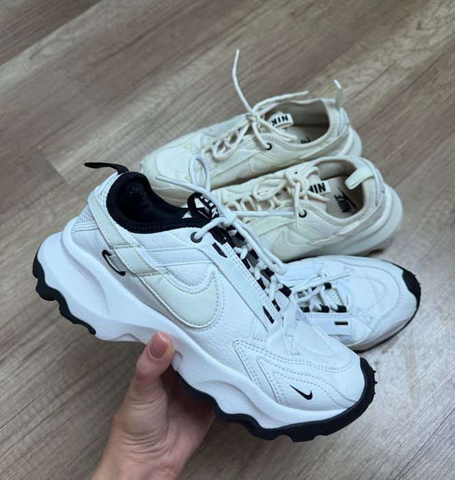 Маратонки Nike TC 7900