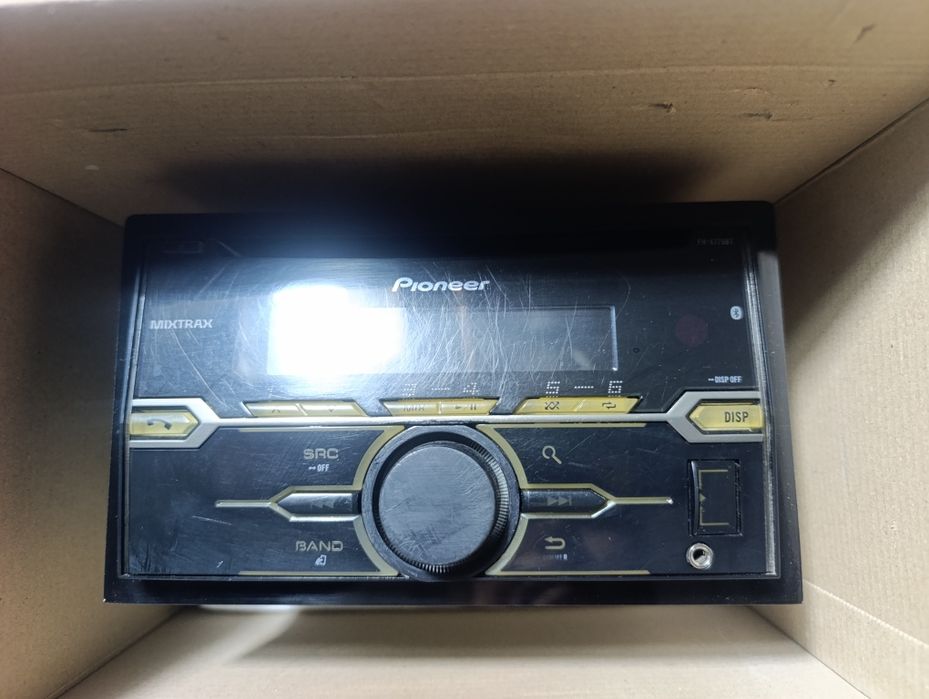 Продаётся автомагнитола pioneer
