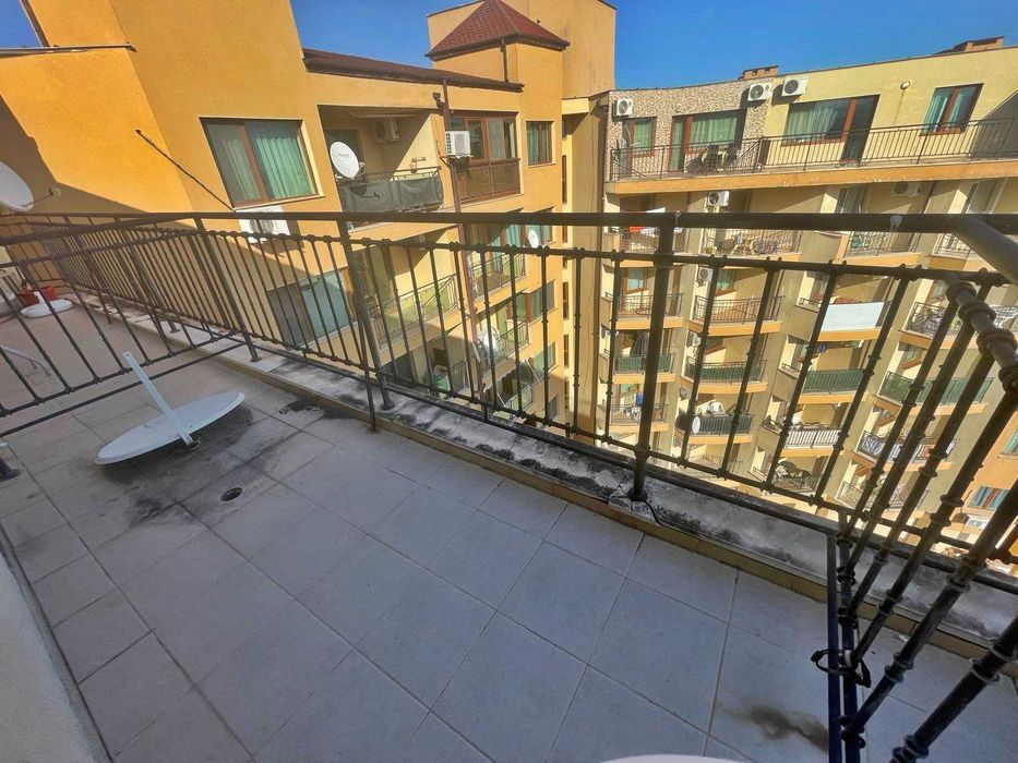 Продава се Двустаен апартамент в к.к. Слънчев бряг - 68 кв.м за 1028 €/кв.м - Снимка #10