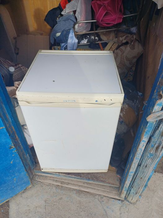 Продам холодильник