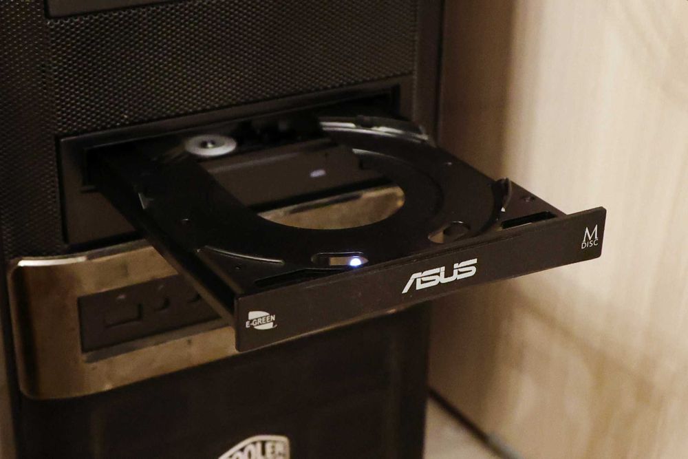 Оптический привод ASUS DRW-24D5MT