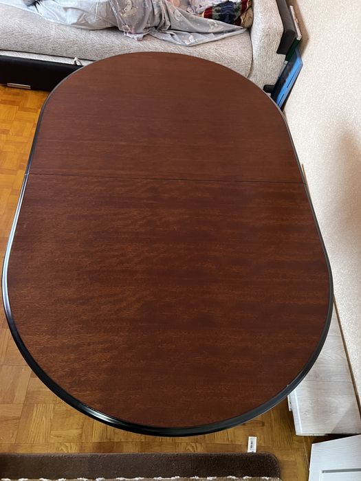 Кухонный стол