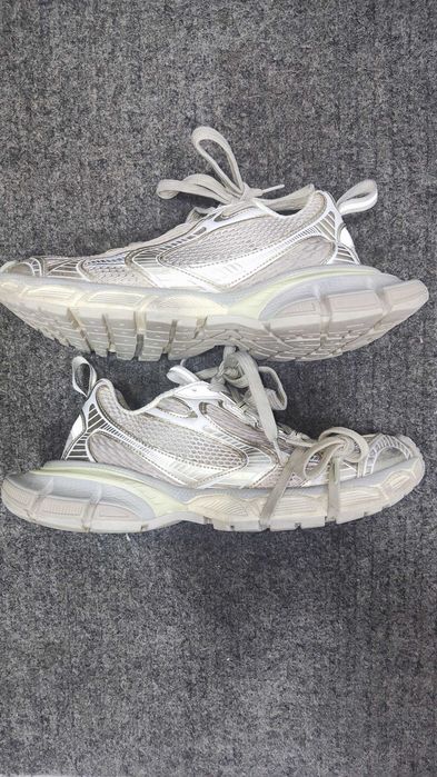 Balenciaga 3XL, Размер 40 Состояние новое Бумажка Balenciaga в наличии