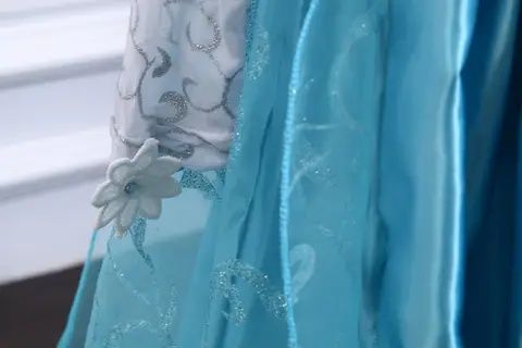 НОВО!!! Рокля на Елза с дълъг шлейф + ПОДАРЪК плитка-диадема и жезъл к