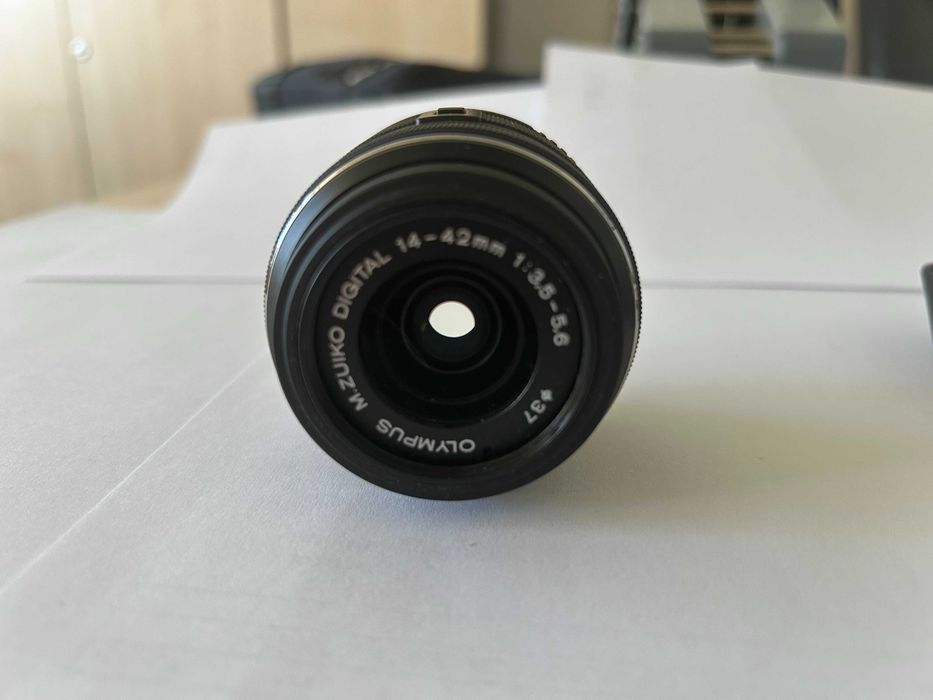 Olympus Digital 14-42mm f3.5-5.6 M.Zuiko II R MSC Lens