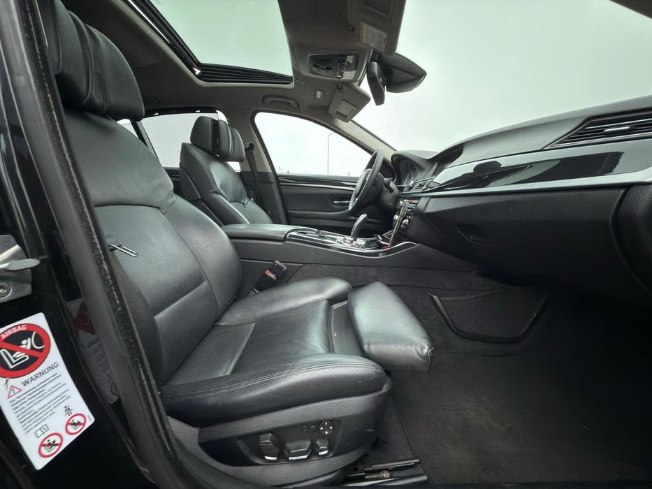 BMW seria 5  F10 528i 3.0 Benzina