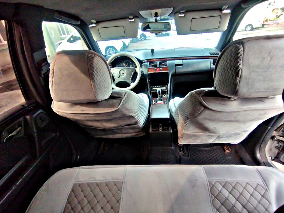 Mersades 210 xolati yaxshi 1998 yil moshina yumsho 18 diskada