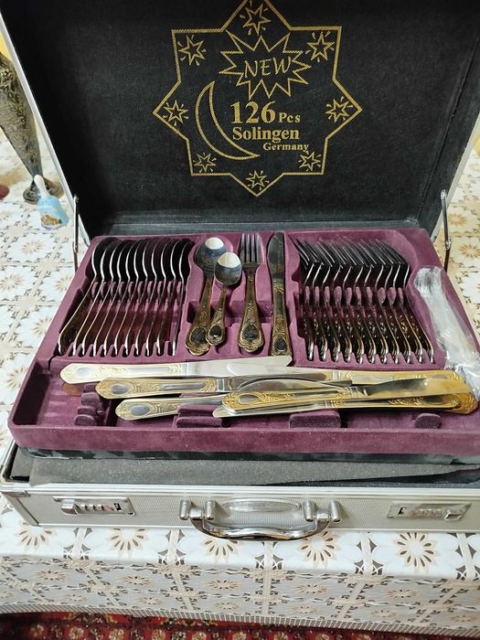 Столовый набор . Германия.