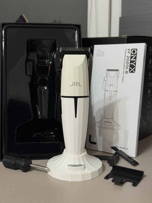 Jrl Onyx FF2020C-B