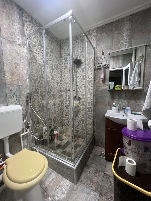 proprietar inchiriez garsoniera, zona Colentina, vedere panoramica par