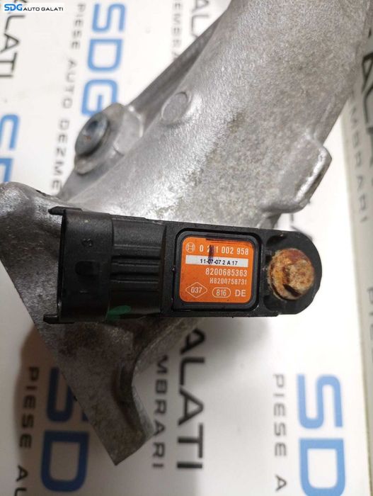 Teava Conducta Tub Admisie Aer Turbo Turbina Turbosuflanta Intercooler Renault Megane 3 1.9 DCI 2008 - 2015 Cod 8200781521 [M4673]