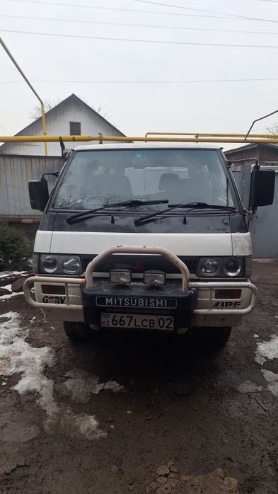 Продам Митсубиши Делика