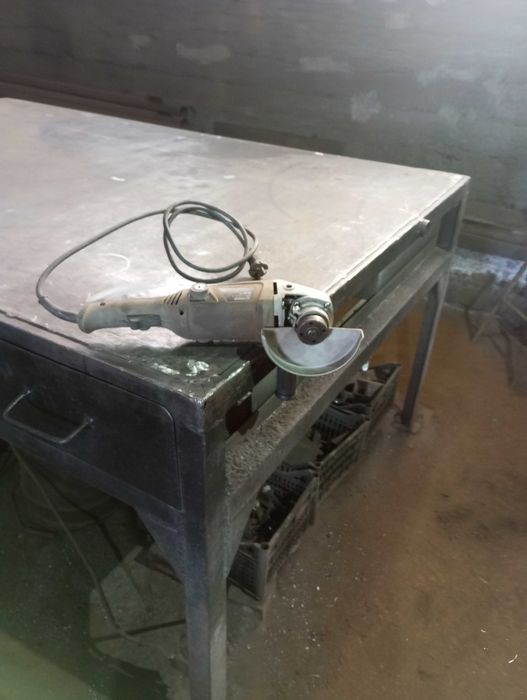 Продам болгарку Краун