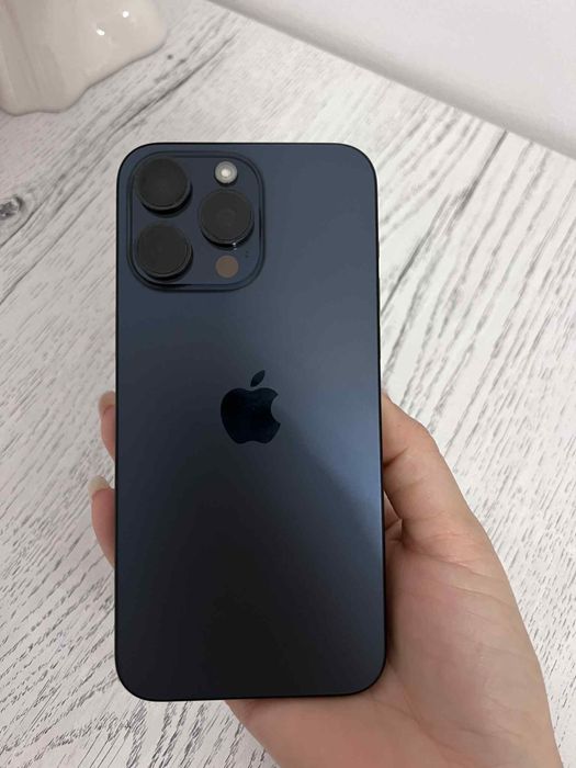 Vand iphone 15 pro max 256 gb