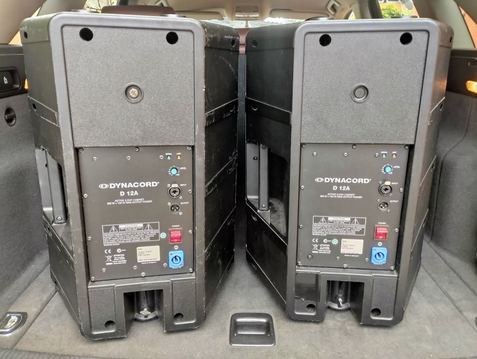 Vând Dynacord D12A, active, stare buna