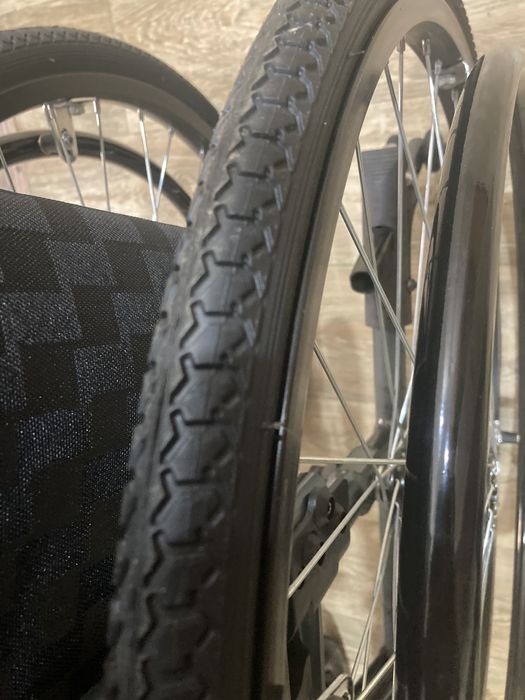 Инвалидная коляска