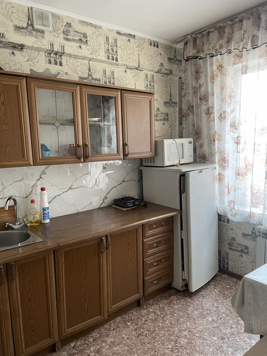 Продам 1,5 ку маяковского 10