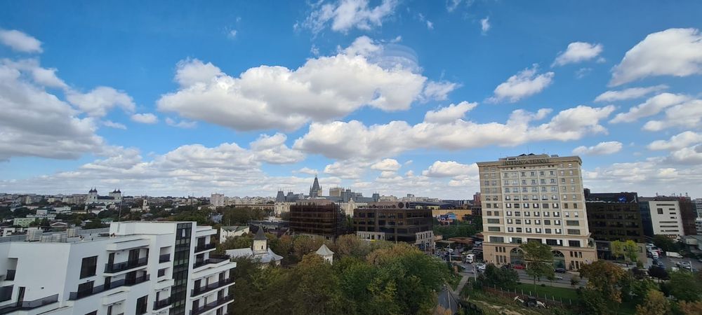 PF  Închiriez Apartament 3 camere Lux Centru , Palas