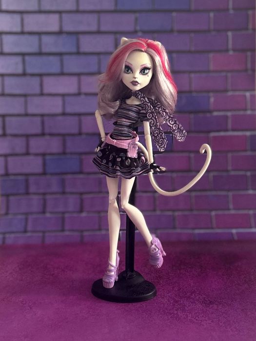 Catrine DeMew monster high монстър хай