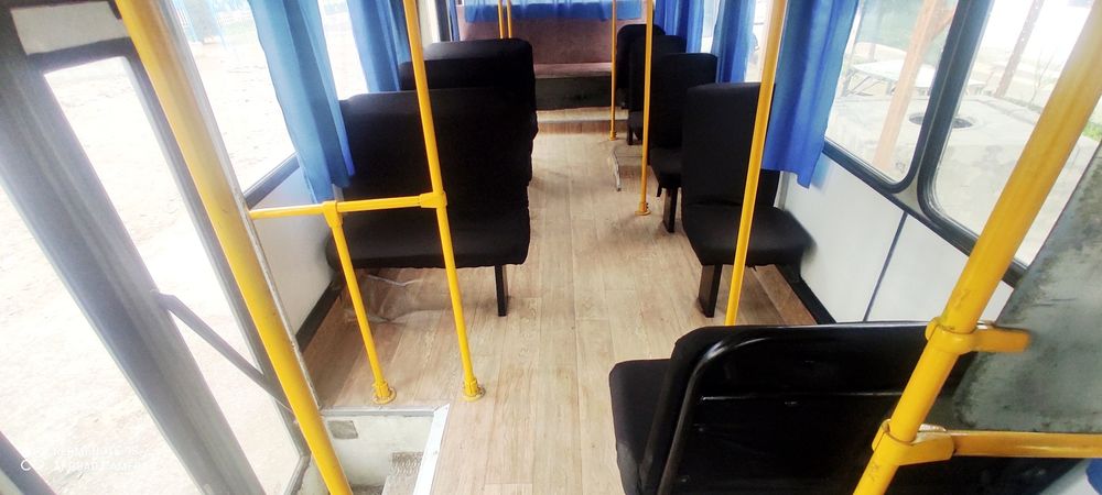 Isuzu NP37 2013 samauto