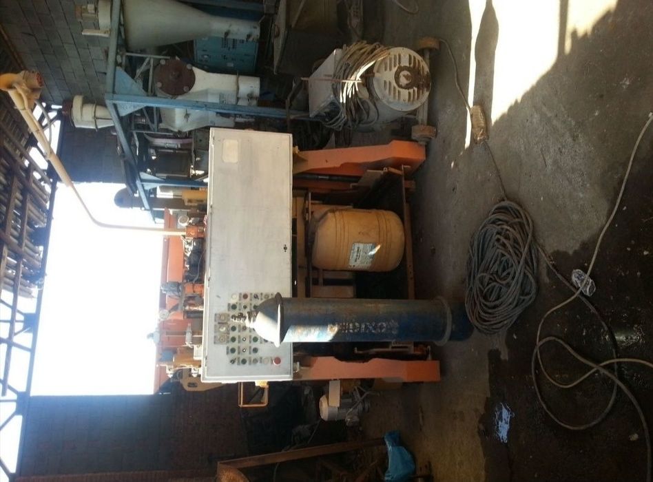 Presa automata boltari