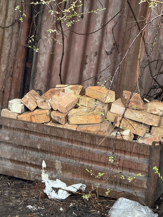 Продавам огнеупорни тухли